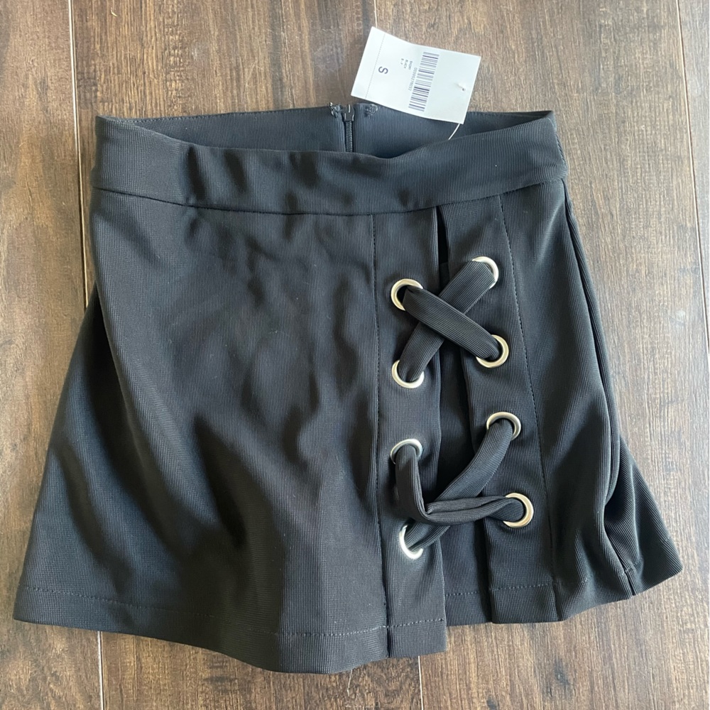 Skort